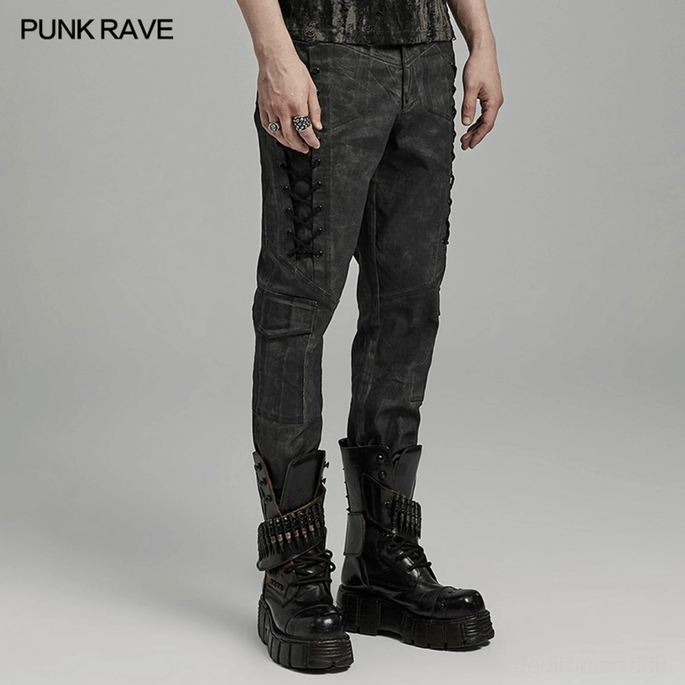 Detailaufnahme der Gothic Cargohose mit Betonung der Micro-Elastic-Webstoff-Textur und bewusster Distressed-Verarbeitung
