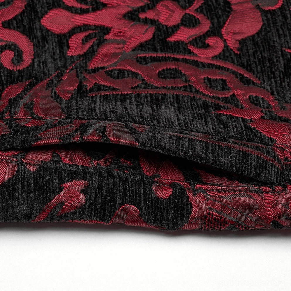 Stoff-Textur Nahaufnahme der Gothic Damast-Anzugweste, zeigt dicht gewebtes Jacquard-Muster mit ornamentaler rot-schwarzer Blüten-Scroll-Design und barocker Detaillierung