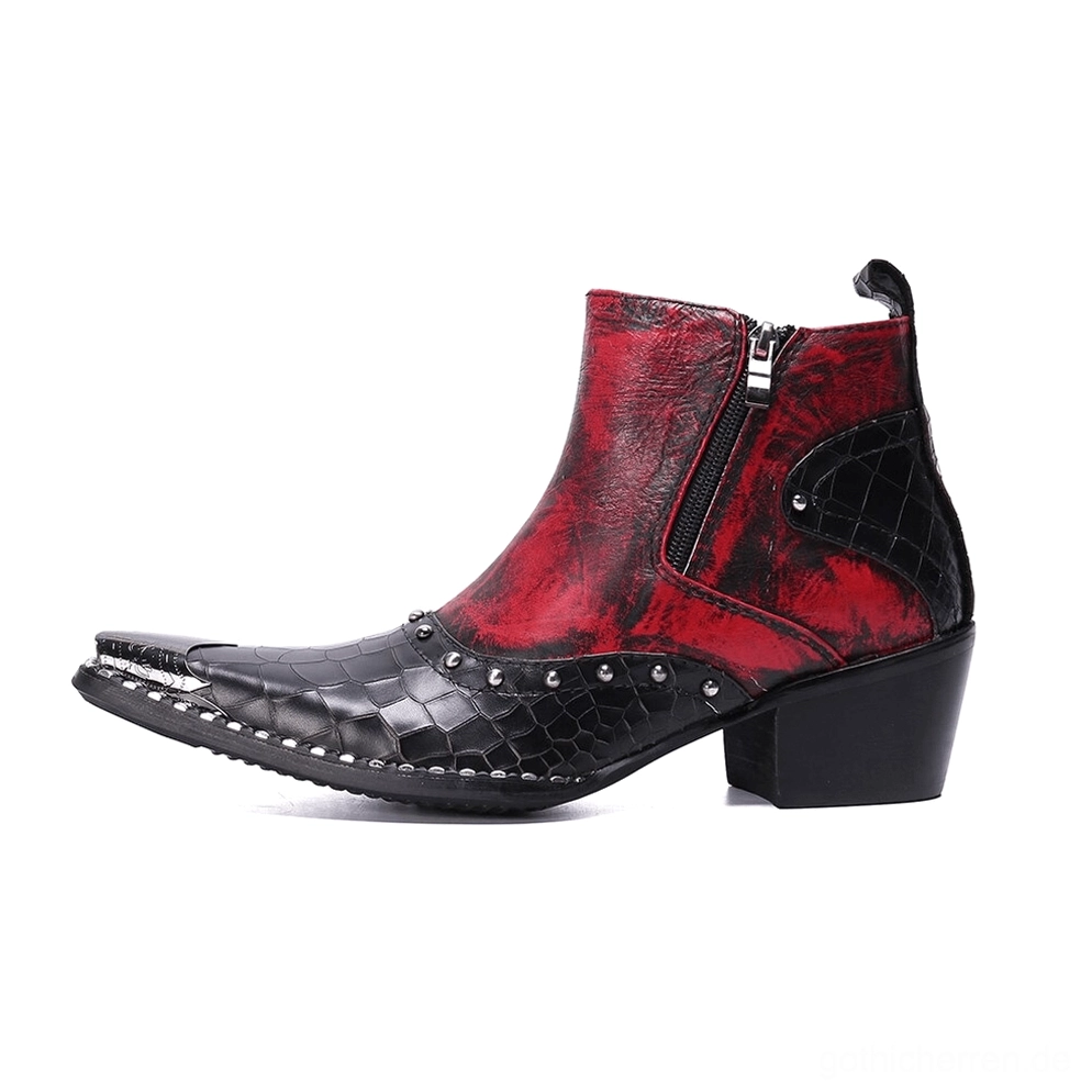 High-Heel-Gothic-Stiefeletten mit rot-schwarzem Zweifarbigen-Design, strukturiertem Kroko-Leder-Zehenteil und Nieten-Sohlenrand, Seitenprofil-Sicht