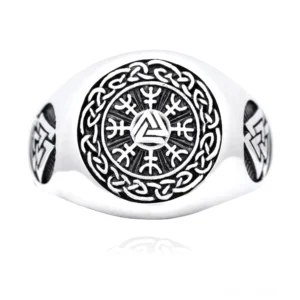 Gothic Viking Vegvisir Kompass Ring Frontalansicht – Edelstahl Valknut Signet mit keltischer Flechtwerk-Bordüre, doppelseitige Gravuren und antiksilbernes Finish mit schwarzer Patina, nordischer Herrenring