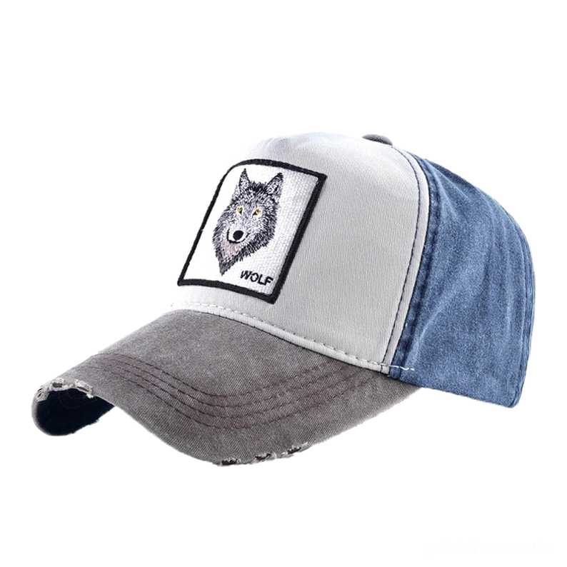 Braune Gothic Wolf Denim Cap mit medium blauem Rückenpanel, ausgefranstem Schirm und authentischer Distressed-Ästhetik – Seitenansicht der Gothic Kappe