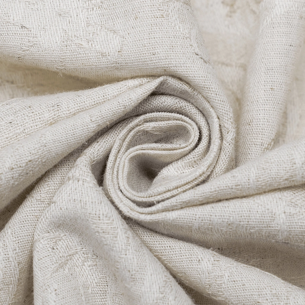 Nahaufnahme natürliches Leinengewebe-Textur in Off-White-Beige – Zeigt Gewebedrapierung und Materialqualität