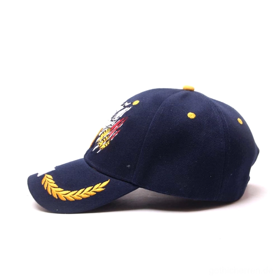 Navy Gothic Cap Rückansicht mit goldfarbener Weizenranken-Stickerei auf Schirm, zeigt Verstellmechanismus des Hinterriemens