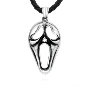 Schreiendes Gesicht Gothic Anhänger Halskette aus Edelstahl Frontansicht mit schwarzem Lederseil Kette elegante Detailaufnahme
