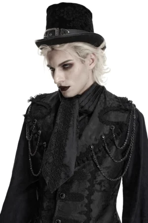 Blonder männlicher Model trägt schwarze Gothic-Jacquard-Krawatte mit Spitzenpanel, kombiniert mit Weste und Zylinder, Dreiviertel-Ansicht von links