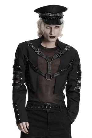Schwarze Gothic Mesh Harness Cropped Jacke Frontansicht mit niettierter Ärmelträgern und Schnürung der Brustplatte auf männlichem Model