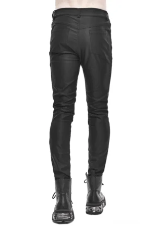 Schwarze Gothic Slim-Fit Röhrenhose Rückansicht auf männlichem Modell mit schwarz glänzenden Plateaubetriefen