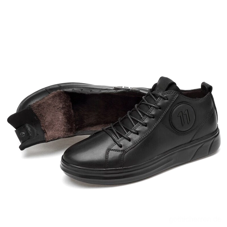 Schwarze Leder Gothic Turnschuhe mit luxuriösem Samtfutter-Detail, Mid-Top Alternative Sneaker mit weichem Fleece-Innenfutter – Detailansicht der Innenausstattung