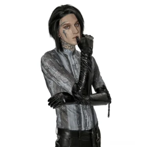 Schwarze Lackhandschuhe mit abnehmbarer Kettenverzierung in Seitenansicht, Gothic Statement Gloves mit hochglanzpolierter Oberfläche und Kettendetail