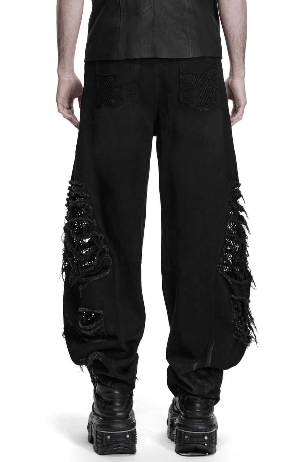 Schwarze Punk Distressed Jeans Rückansicht Gesamtkörperschuss Mesh-Panels Kampfstiefel gothic herren