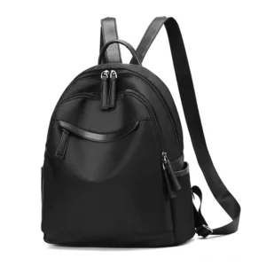 Schwarzer gothic Oxford Rucksack Vorderansicht Flachaufnahme minimalistische Leder-Trimmdetails wasserfest