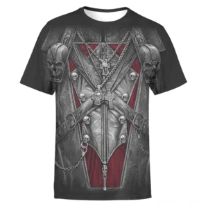 3D Schädel Gothic T-Shirt Vorderseite mit detaillierten Kreuzen, Kettenelementen, Lederakzenten und weinrotem Zentral-Panel auf schwarzem Polyester Breitgewebe