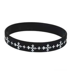 Schwarzes Gothic Cross Silikon Mood Tracker Armband mit weißem Kreuz Muster Frontansicht Flat Lay