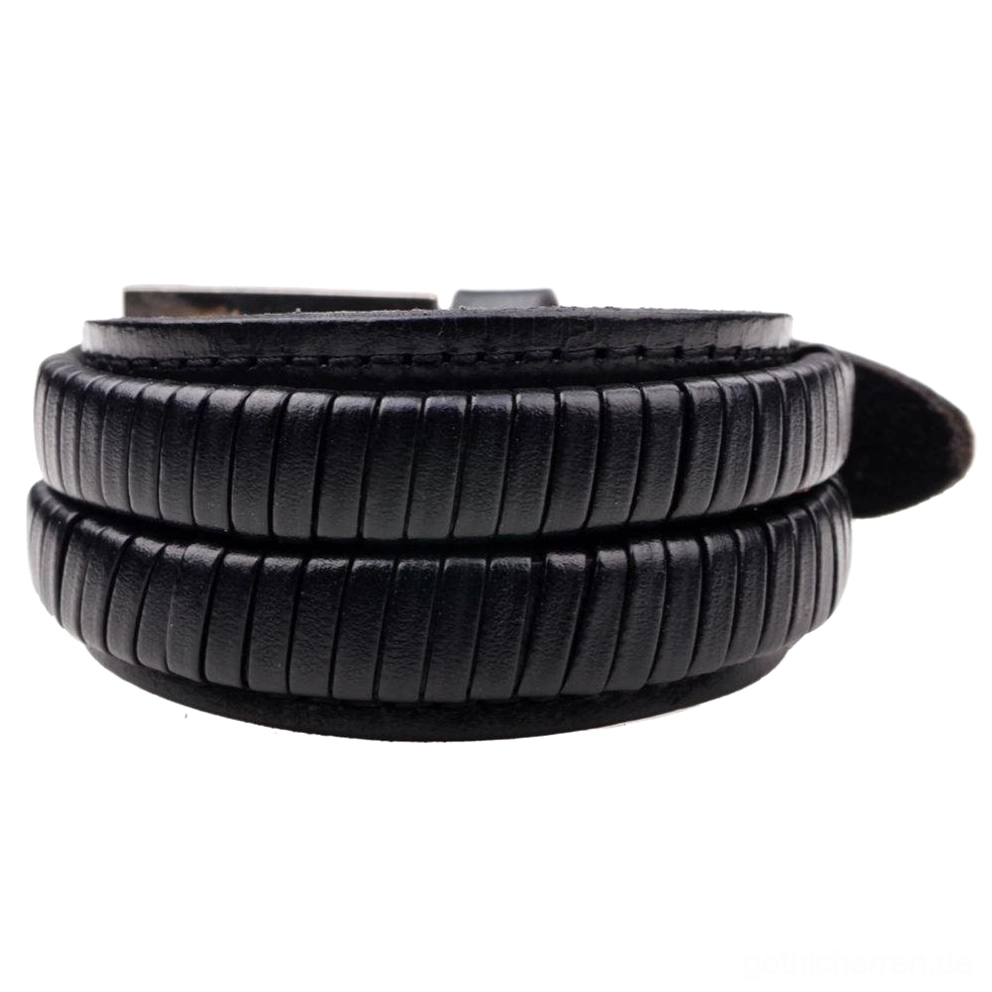 Schwarzes Leder Armband Herren Gothic mit botanischer Prägung, doppellagige Struktur, Metallstifte-Schnalle, Vorderansicht von oben