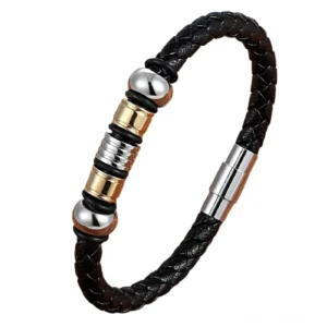 Schwarzes geflochtenes Leder Gothic Armband mit goldenen Metalldetails und silbernem Magnetverschluss Produktansicht Edelstahl